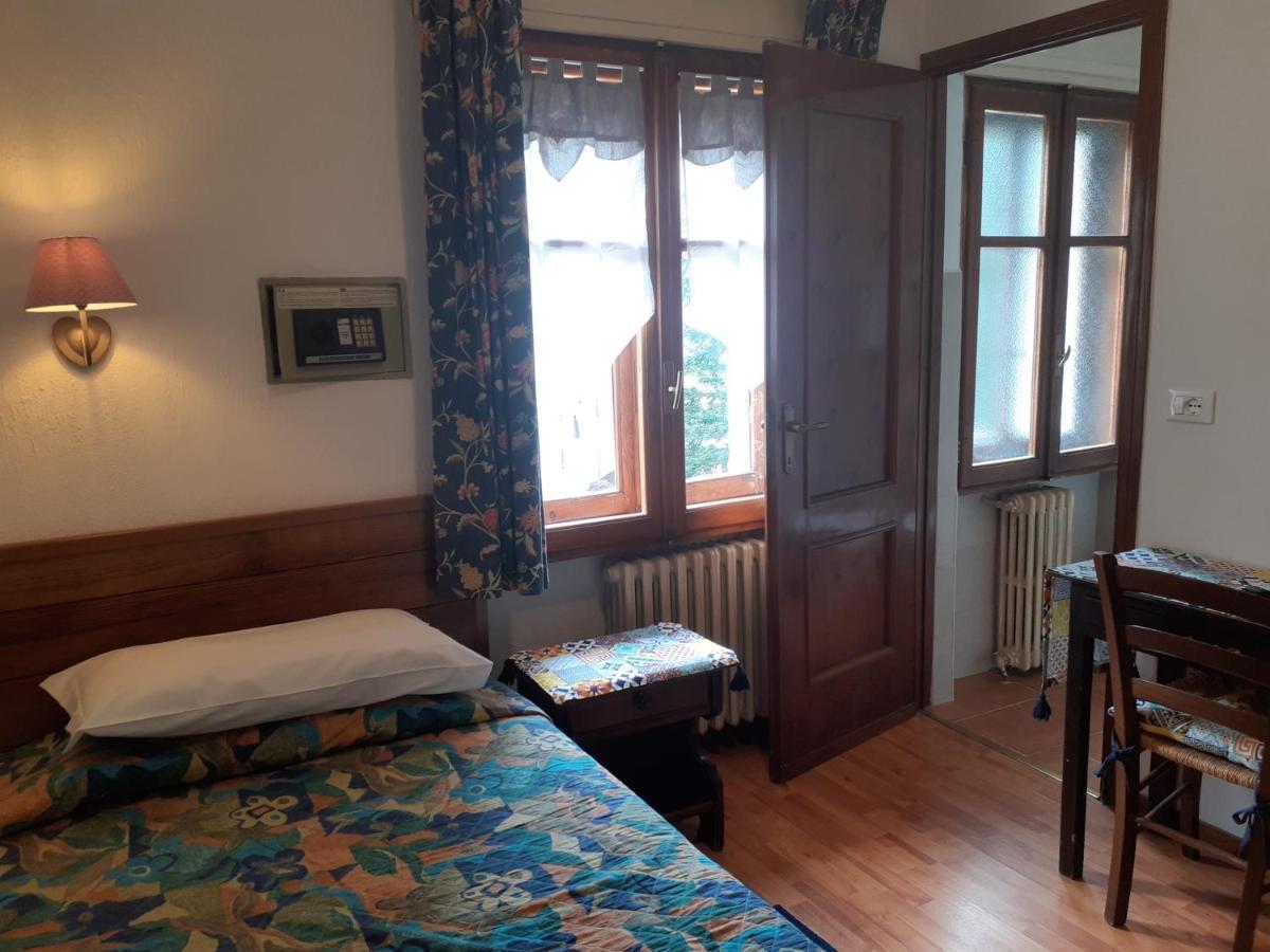 Hotel Villa Cary Oulx Zewnętrze zdjęcie